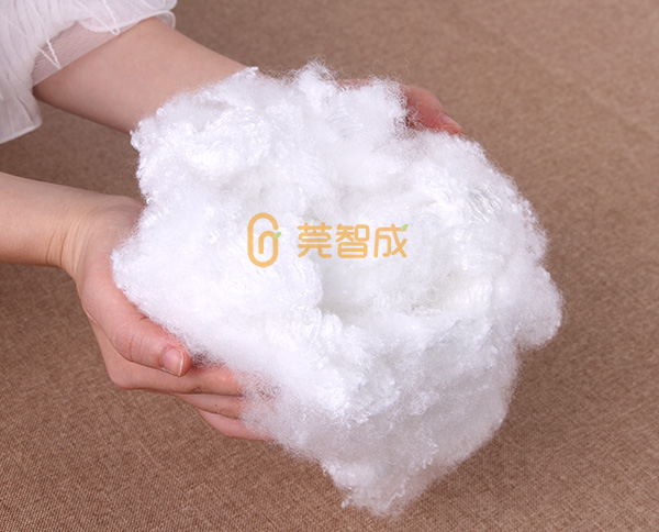 聚酯針刺無(wú)紡布原材料