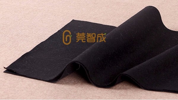 選擇黑色針刺無(wú)紡布廠家您需要考慮的2點(diǎn)
