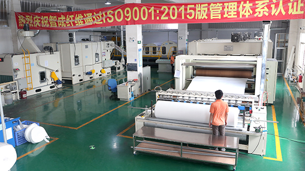 廣東無膠棉廠家的工作環(huán)境是怎樣的？