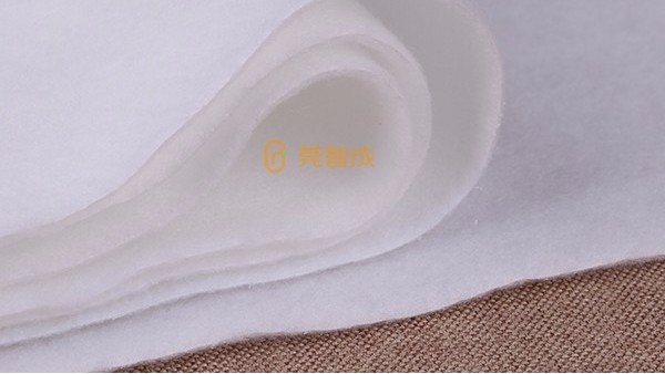 針刺無紡布工廠產(chǎn)品的優(yōu)勢(shì)在哪里呢？