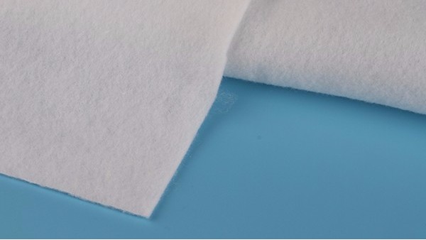 棉衣里的針刺棉是什么材料？
