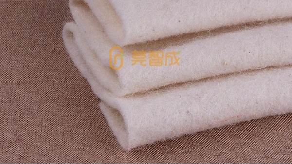 智成無紡針刺棉廠家-針刺羊毛氈的應(yīng)用